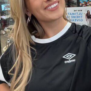 Umbro black and white jersey